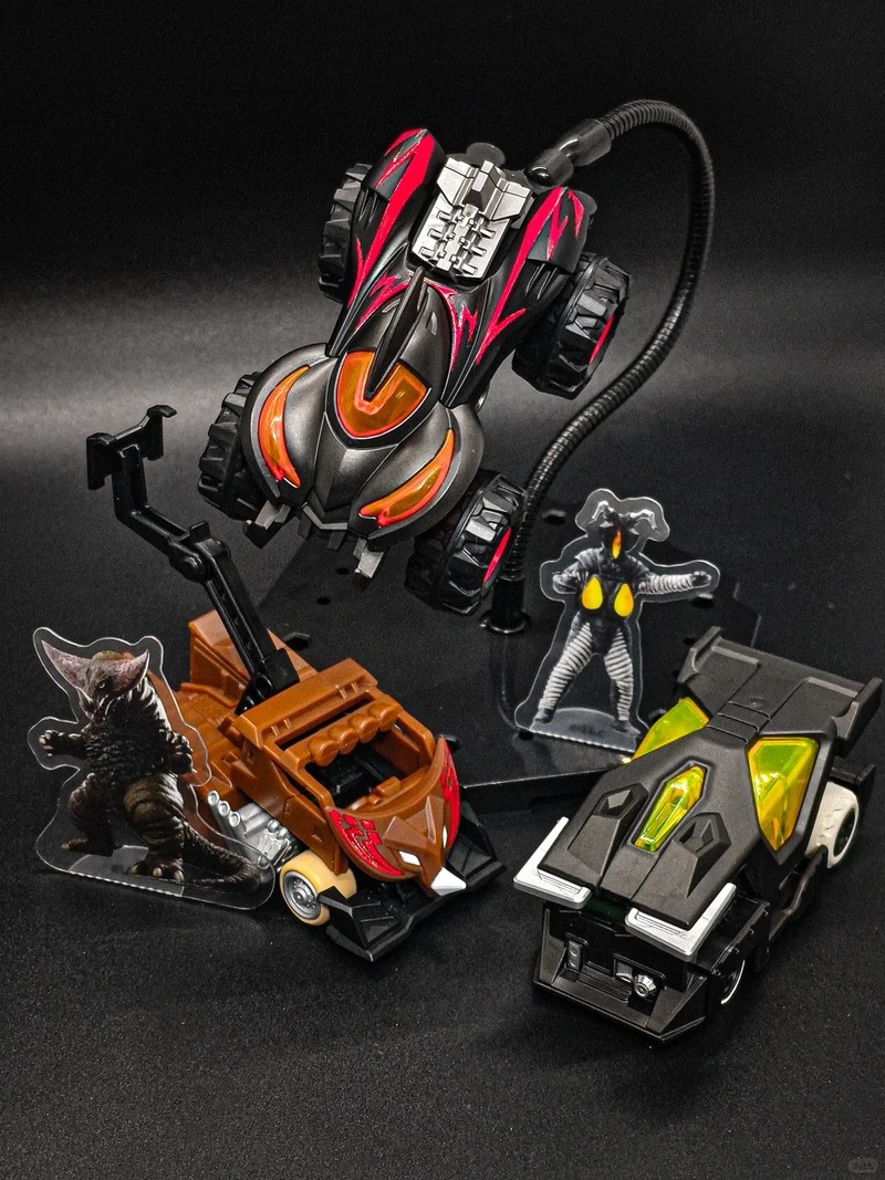 Blokees Ultraman Transformable - Model Kit Ultraman Zero ulasan dan harga